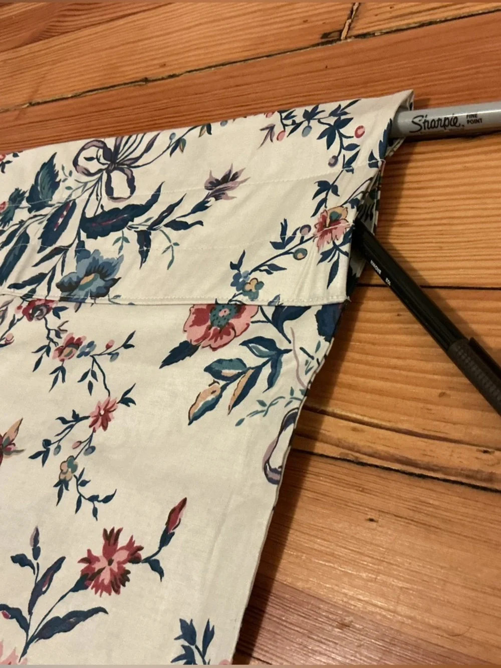 NWOT Waverly Nantucket Stroll Wisteria Floral Valance